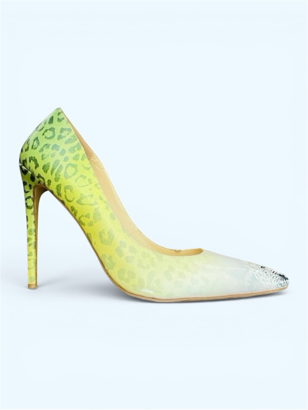 Y C G Animal Print Pumps • Size 11 • Women